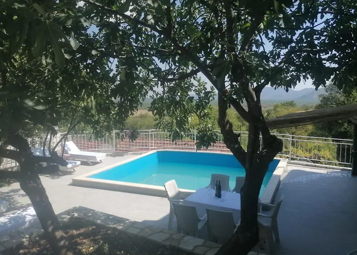 Sonja * تريبينيي